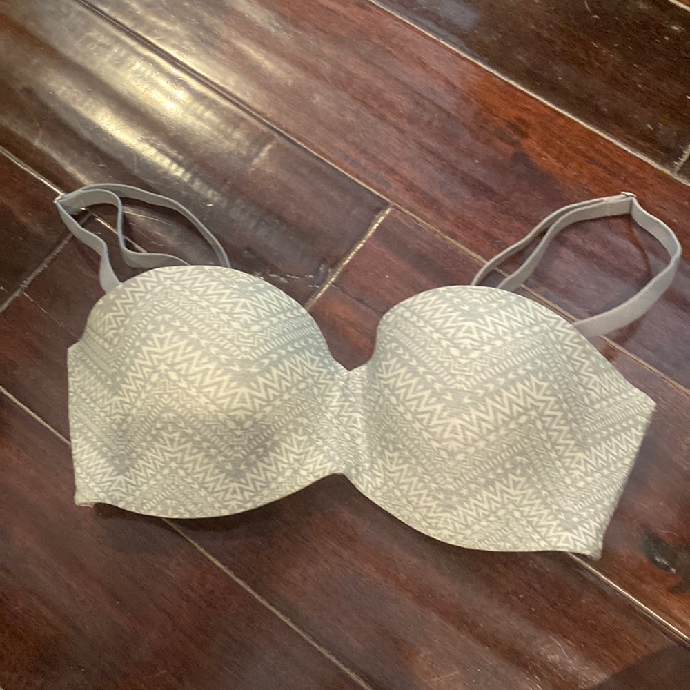 Victoria's Secret pink bra